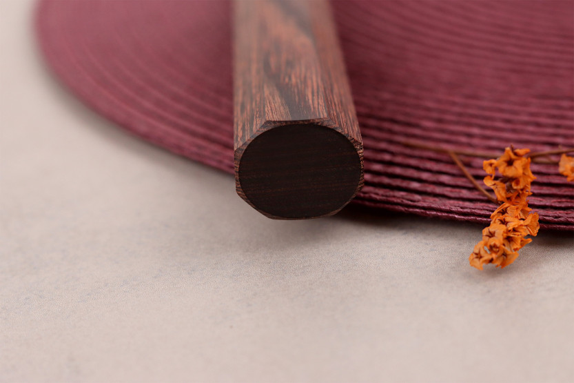 Faca japonesa artesanal Kiritsuke de 20 cm, marca Hado Shiosai, em aço VG10, com cabo em madeira de pakka