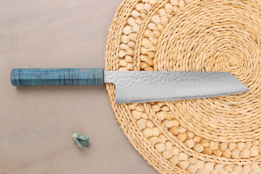 Håndlaget japansk kiritsuke-kniv, 20 cm, Hado Shiosai VG10, blått håndtak
