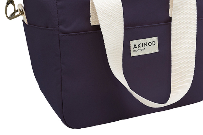 Akinod 08:17 termotaske i marineblå polycotton, 7 liter