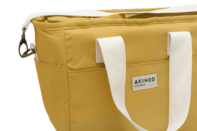 Borsa termica per il pranzo Akinod 08:17 in policotone color senape, 7 L