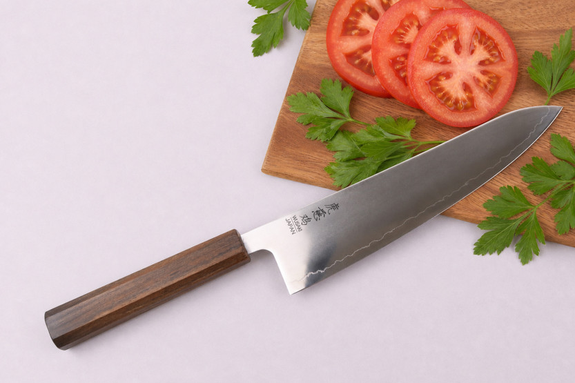 Handgemaakt Japans gyuto -mes van 21 cm, Wusaki Hikari SLD, met bubinga-heft