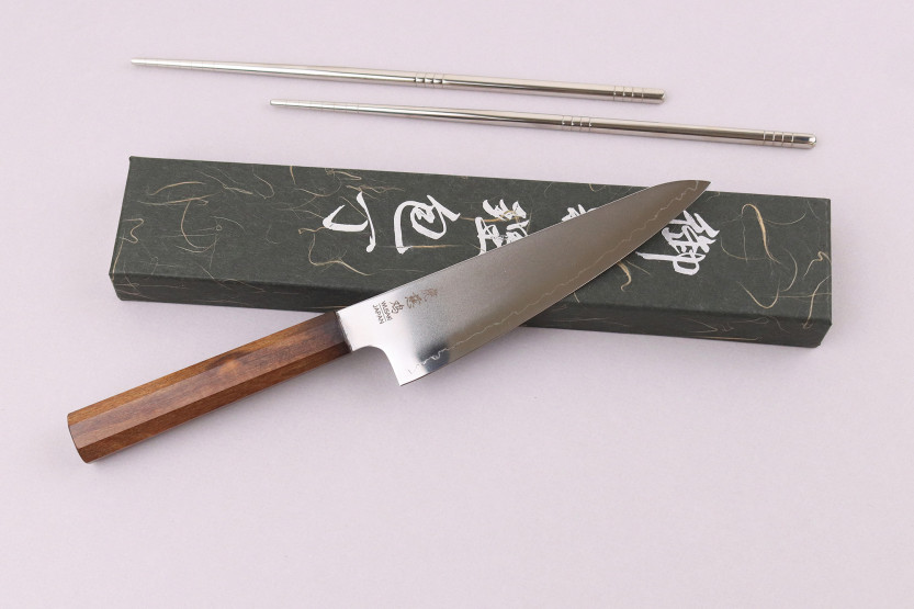 Wusaki Hikari SLD:n käsintehty japanilainen 15 cm:n ko-santoku-veitsi, bubinga-kahva
