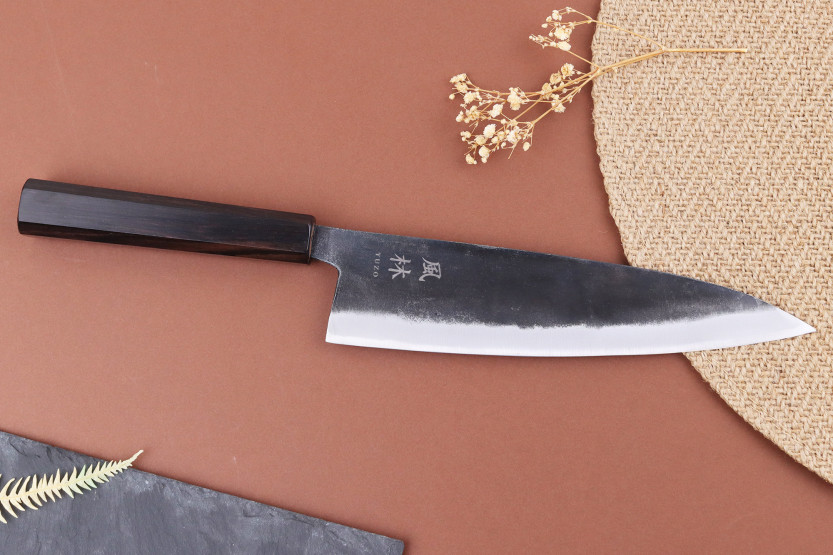 Coltello gyuto giapponese artigianale Yuzo Shinju BS2 da 21 cm