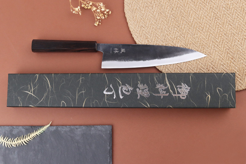 Håndlaget japansk gyuto -kniv, 21 cm, Yuzo Shinju BS2