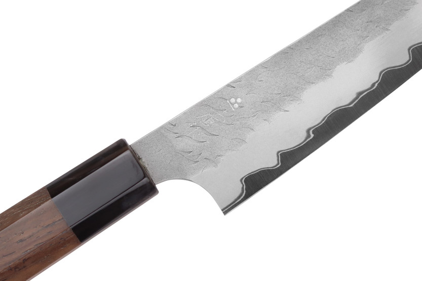 Nigara Hamono Tsuchime AS -käsintehty japanilainen yleiskäyttöveitsi, 15 cm, pähkinäpuukahva