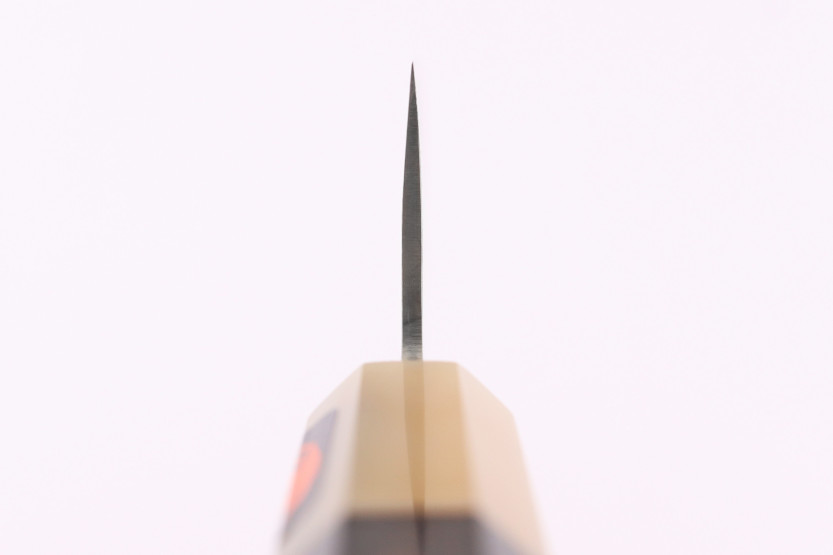 Håndlavet japansk gyuto-kniv, 18 cm, af Tanaka Shigeki, SG2, Kurozome, Damas-stål i ibenholtfarve