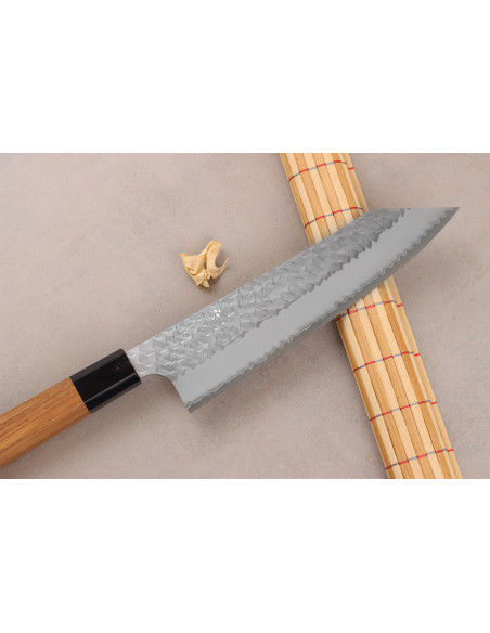 Käsintehty japanilainen 20 cm:n kiritsuke -kokkiveitsi, Nigara Hamono, Migaki Tsuchime, SG2, tiikki