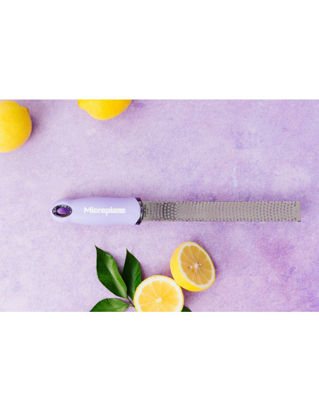 Microplane Premium Pop of Colour-rivjern og sitronskalleriver med lavendelblomst – 20,3 cm
