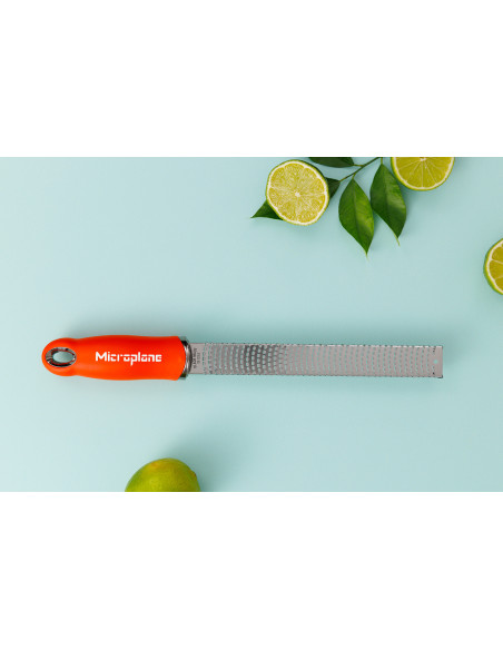 Microplane Premium Pop of Colour-rivjern og sitronskalleriver – 20,3 cm, blodrød oransje