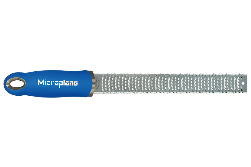 Microplane Premium Pop of Colour-rivejern og citronskræller, blåbærblå – 20,3 cm