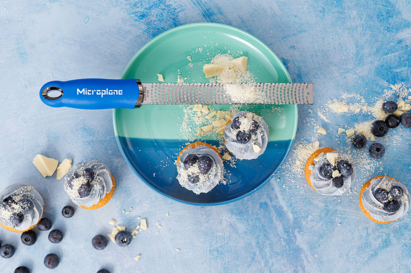 Microplane Premium Pop of Colour-rasp en schiller, bosbessenblauw - 20,3 cm