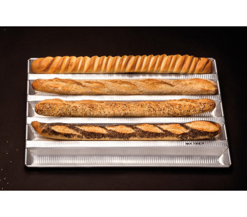 Matfer embossed aluminum baguette pan 2
