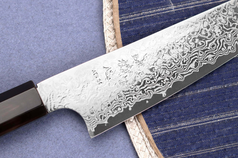 Faca universal japonesa artesanal Hatsukokoro Ginga Damasco, de 15 cm, com cabo em ébano