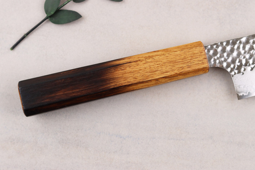 Handgjord japansk Bunka -kniv, 15 cm, Wusaki Yaketa VG10-damaststål, bränd ek