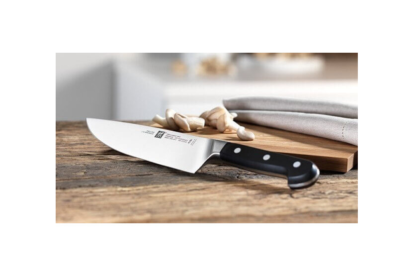Coltello per affettare forgiato Zwilling Pro 16 cm