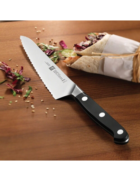Zwilling Pro Kochmesser gezackt geschmiedet 14cm