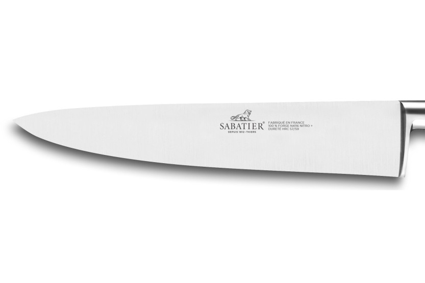 SABATIER Ideal kokkekniv 100 % rustfritt stål smidd med messingnagler 20 cm blad
