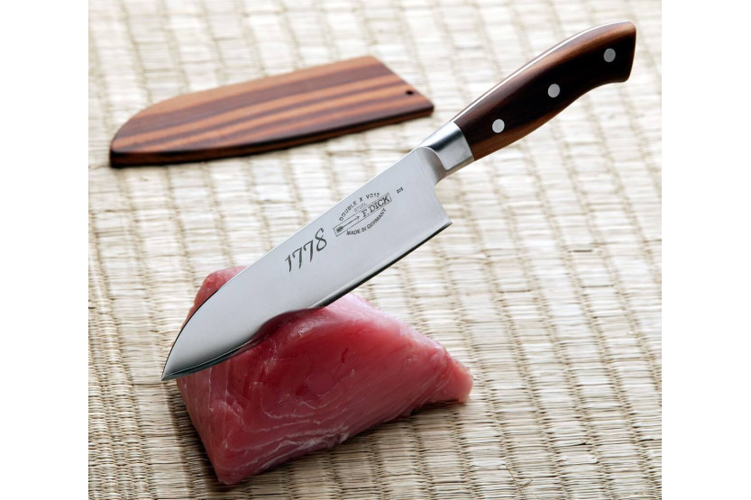 Couteau santoku DICK 1778 lame acier 3 couches 17cm manche bois de prunier