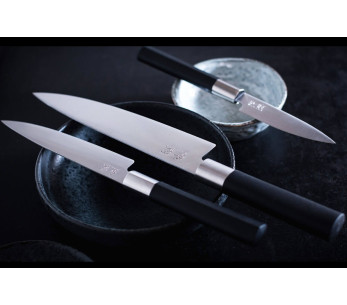 KAI wasabi svart Yanagiba-kniv i japansk stål 15,5 cm 2