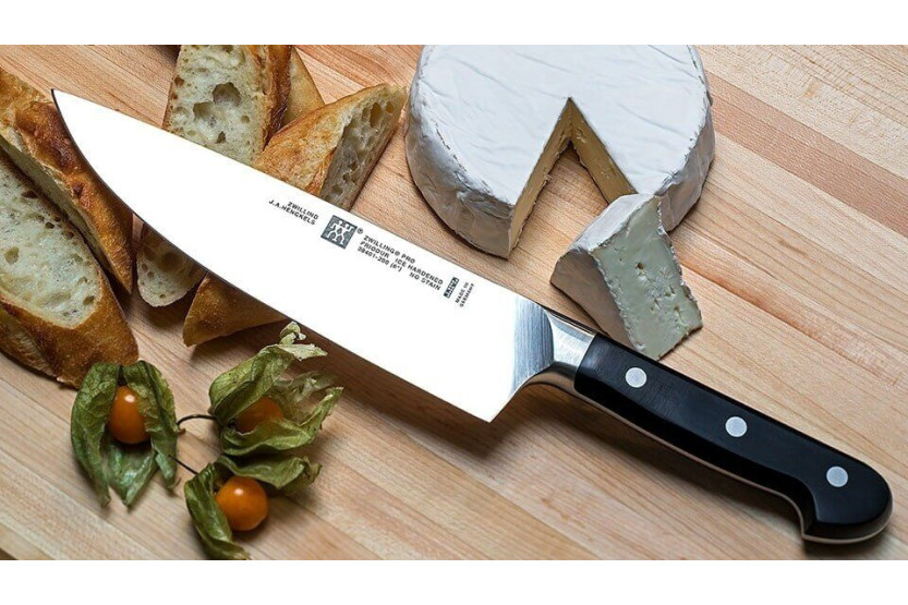 Cuchillo de chef Zwilling Pro 20cm hoja ancha forjada