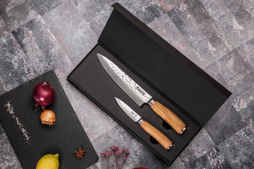 Conjunto de 2 facas Wusaki Damascus 10Cr com cabo em madeira de oliveira Chef + Escritório
