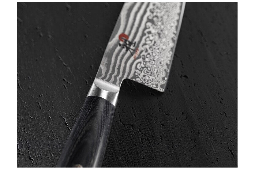 Miyabi 5000FCD japansk universalkniv 13 cm damaskusblad 48 lag pakkawood håndtag