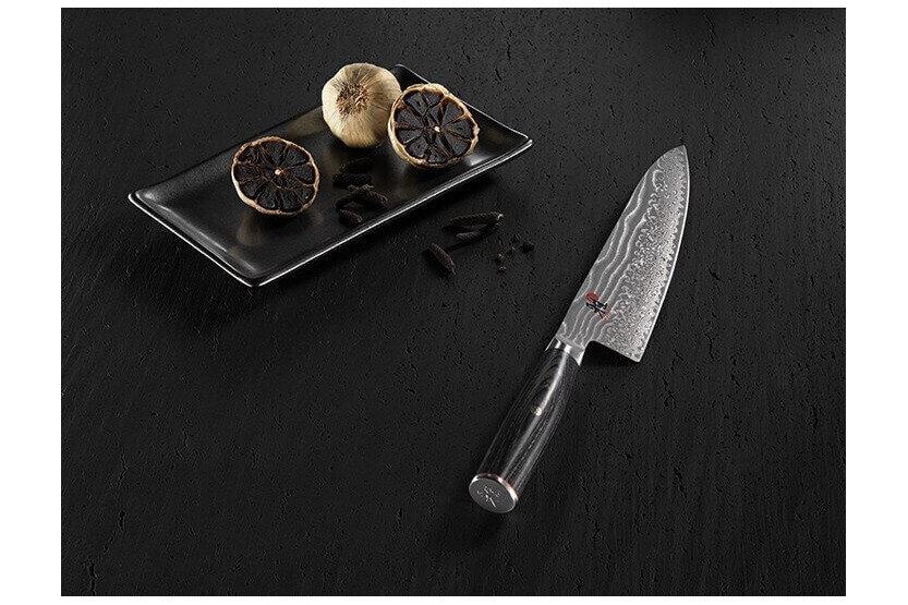 Miyabi 5000FCD japansk universalkniv 13 cm damaskusblad 48 lag pakkawood håndtag