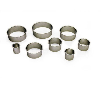 8 vanlige runde kakeformer fra 2 til 9 cm