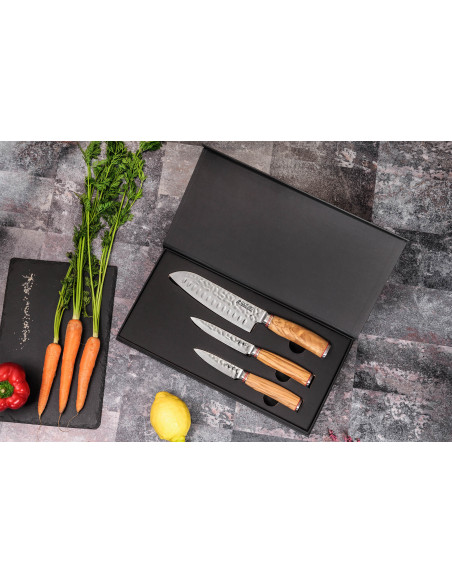 Estuche 3 cuchillos Wusaki Damasco 10Cr madera de olivo Santoku + Universal + Office