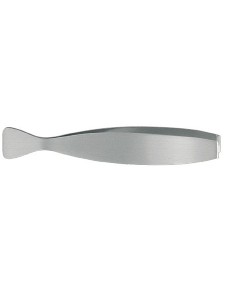 Kolmio ruostumattomasta teräksestä valmistetut arete-pihdit Knifeleader.eu-sivustolla.