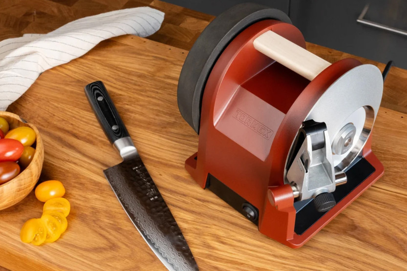 Afiladora eléctrica TORMEK T-1, roja, con muela de diamante silenciosa