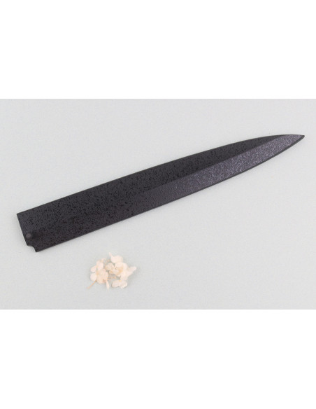33 cm lang Sakai Takayuki BS2 Fuguhiki-kniv, Honyaki med spejlpolering i ibenholt og saya i sort magnolia