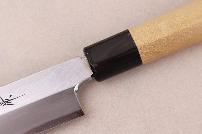 Sakai Takayuki Honkasumi -merkkinen, käsintehty japanilainen 27 cm:n yanagiba-veitsi vasenkätisille