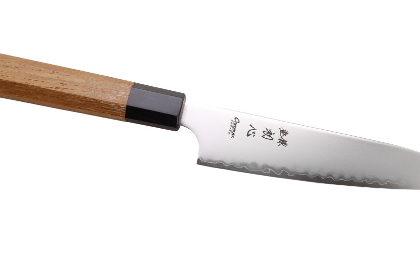 Handgefertigtes japanisches Universalmesser „Hatsukokoro Chromax“, 14 cm, mit Teakholzgriff