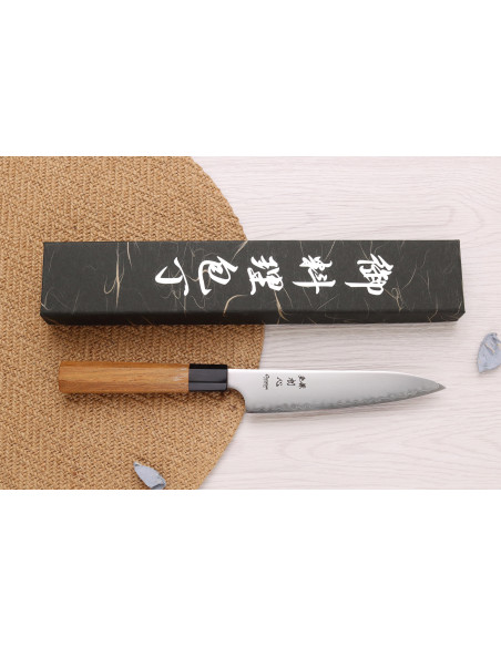 Håndlaget japansk Hatsukokoro Chromax universalkniv, 14 cm, med håndtak i teak