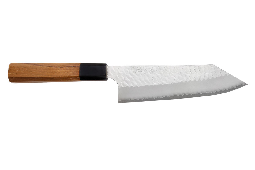 Handgjord japansk bunka -kniv, 17 cm, från Nigara Hamono, Migaki Tsuchime, SG2, teak