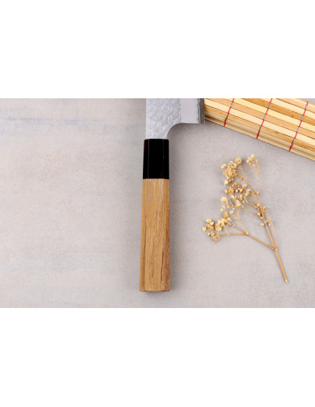 Coltello santoku giapponese artigianale da 17 cm Nigara Hamono Migaki Tsuchime SG2 in teak