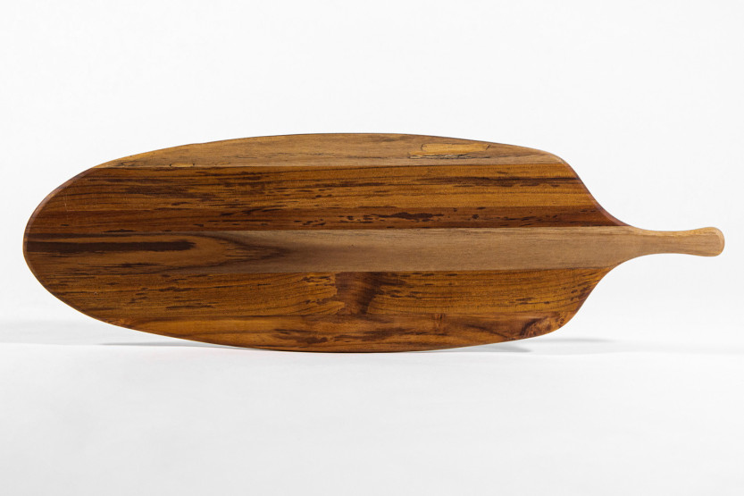 Lang serveringsbrett «TeakHaus Canoe» i teak, 67 x 21,5 x 1,3 cm