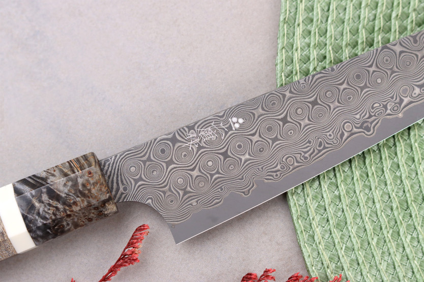 Faca universal japonesa artesanal de 14 cm da Nigara Hamono Anmon Damascus SG2