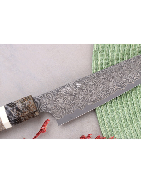 Faca universal japonesa artesanal de 14 cm da Nigara Hamono Anmon Damascus SG2