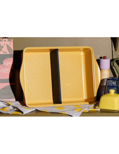 La increíble bandeja de horno ajustable Cookut de 40 x 30 cm con diseño de mango - Edición limitada