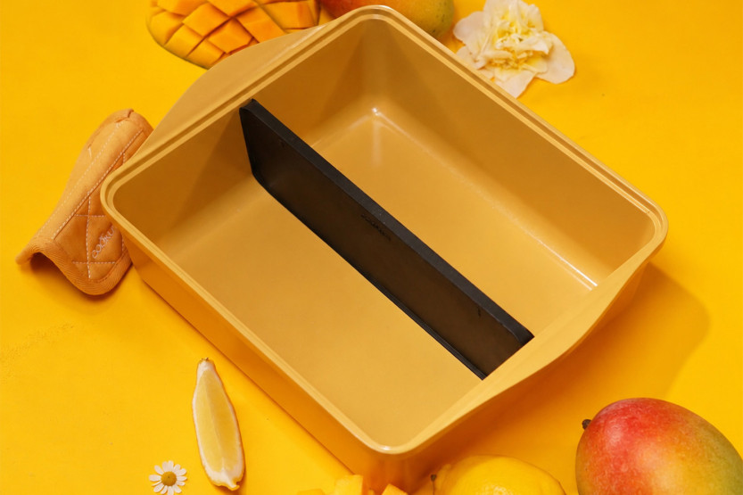 The Incredible Cookut Adjustable Baking Dish, 24x30 cm, Mango - Limited Edition