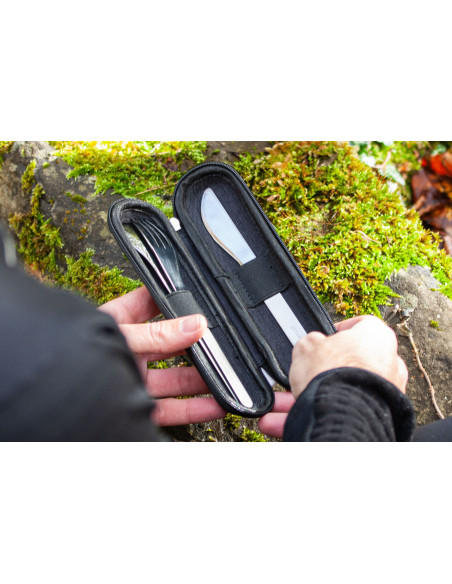 Conjunto de talheres portátil Monbento Slim Nest preto com estojo de arrumação