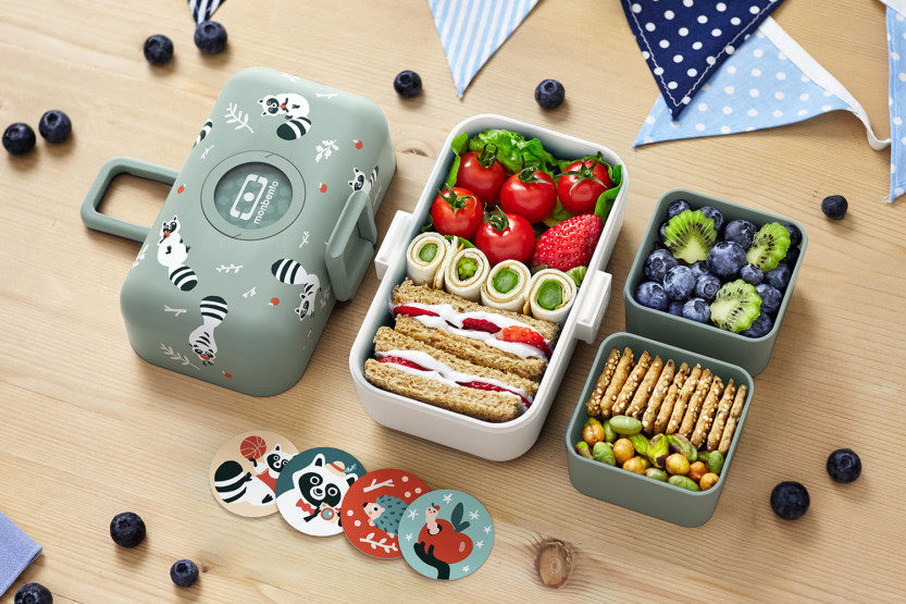 Monbento Tresor Kinder-Brotdose – grüner Waschbär