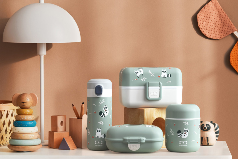 Monbento Gram Green Raccoon Snack Box
