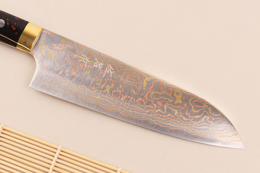 Cuchillo santoku japonés artesanal Takeshi Saji BS2 Rainbow de 16,5 cm
