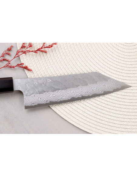 Handgefertigtes japanisches Bunka -Messer, 17 cm, Nigara Hamono Tsuchime VG10 -Damast