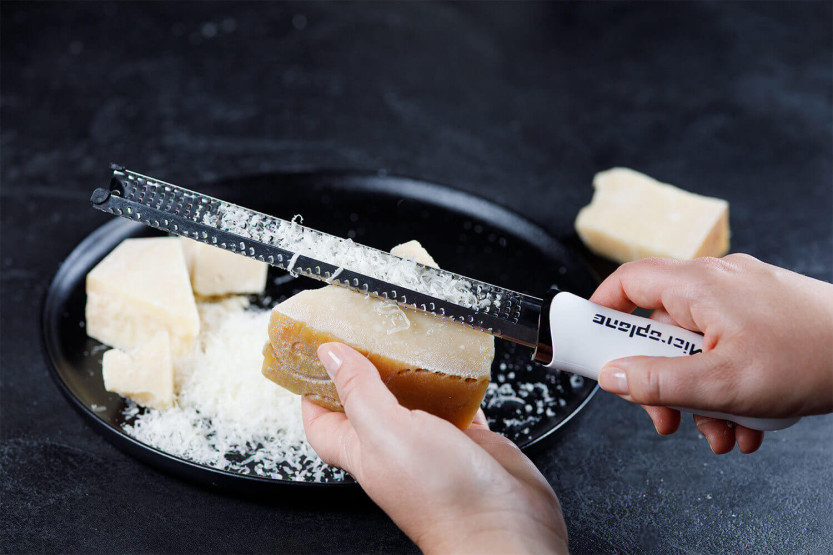 Microplane Premium Classic Reibe-Zesser - 20,3cm