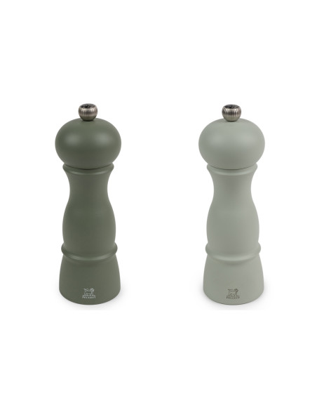 Set de dos molinillos de sal y pimienta Peugeot Amboise, de madera de haya en color verde helecho y salvia, 18 cm