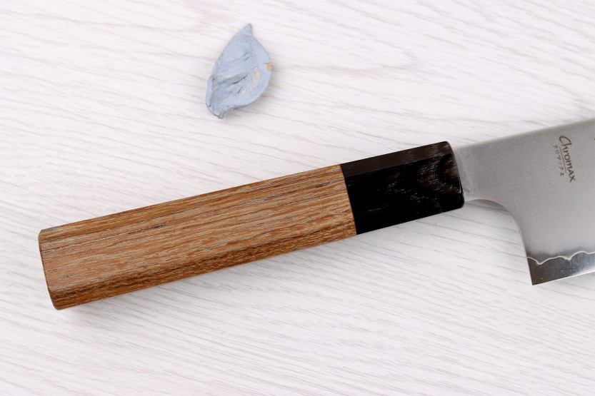 Faca nakiri japonesa artesanal Hatsukokoro Chromax de 16,5 cm com cabo em teca